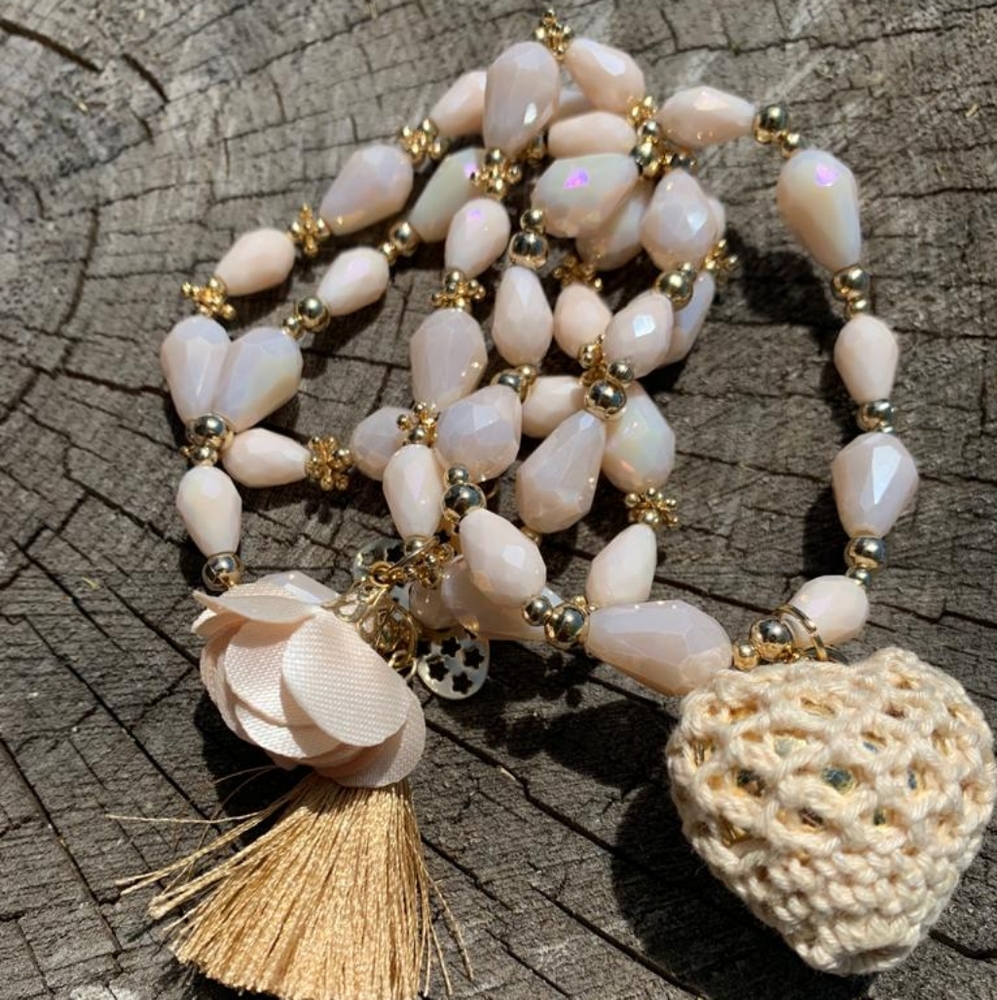Handmade bracelet, 4 pieces